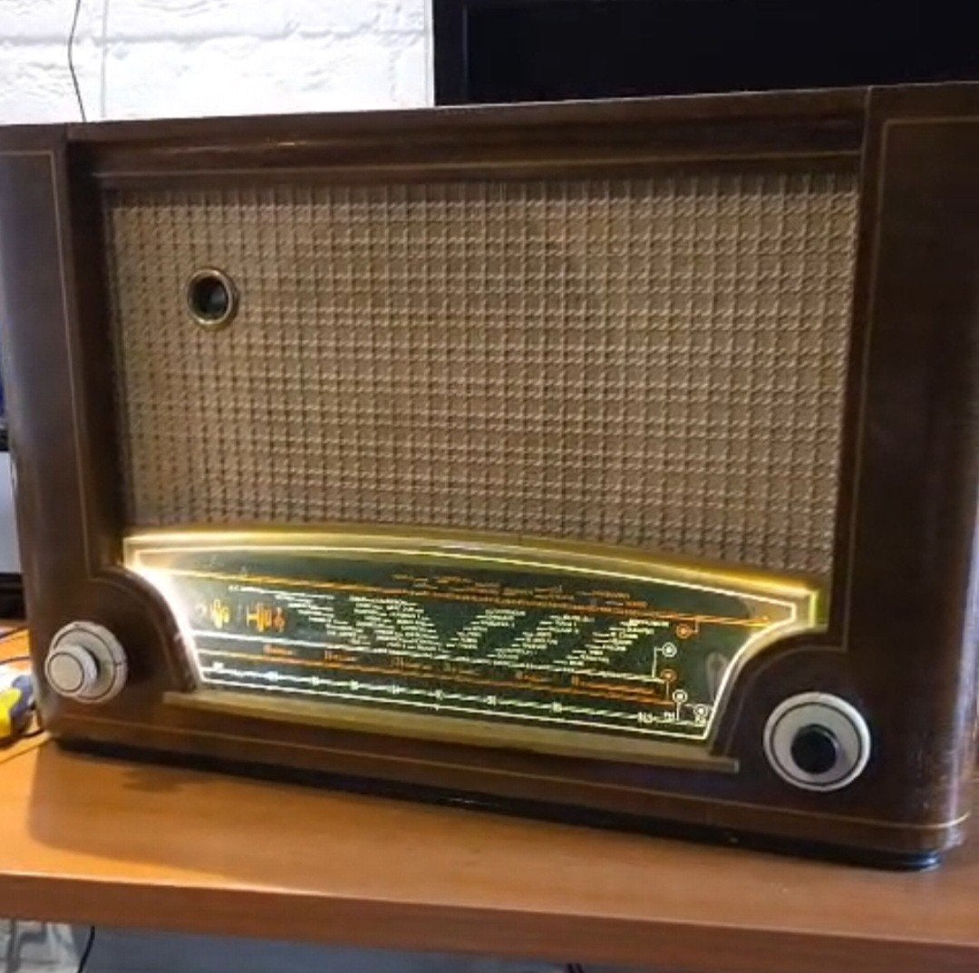 vintage radio bluetooth box met led lamp, Ophalen of Verzenden, Gebruikt