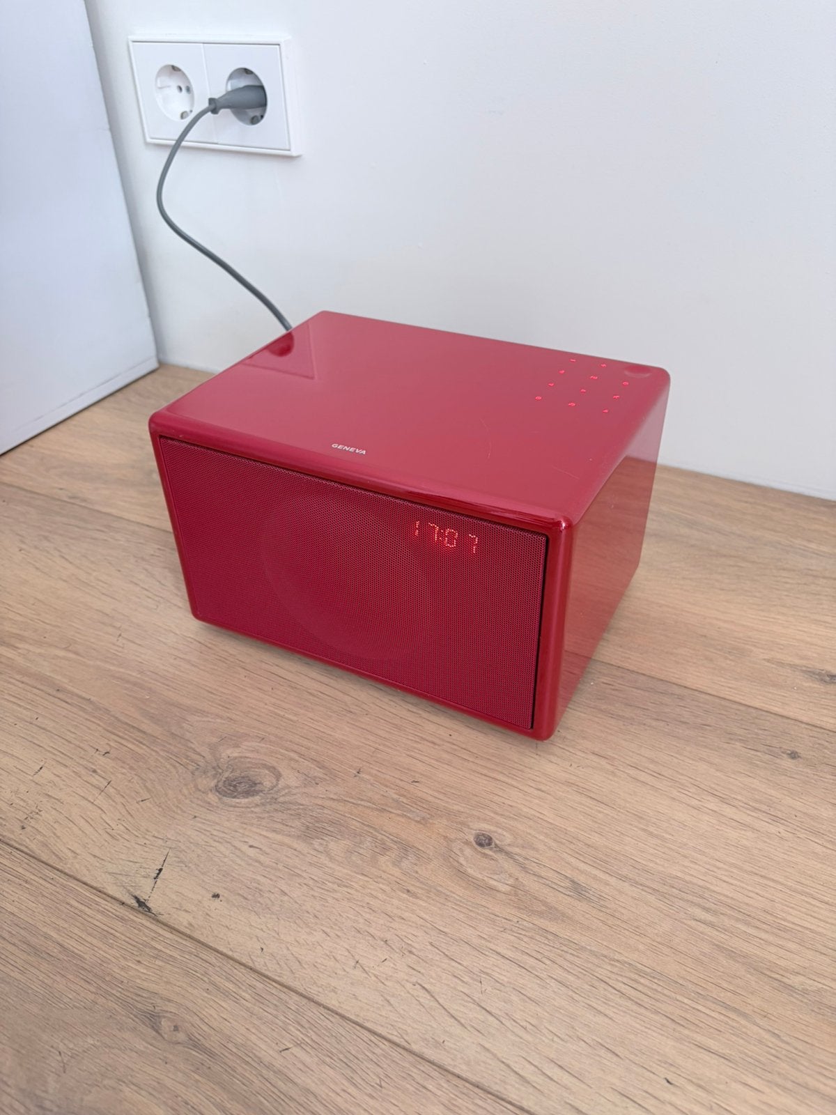 Geneva Model S Bluetooth Speaker / Radio / Hifi, Ophalen of Verzenden, Zo goed als nieuw