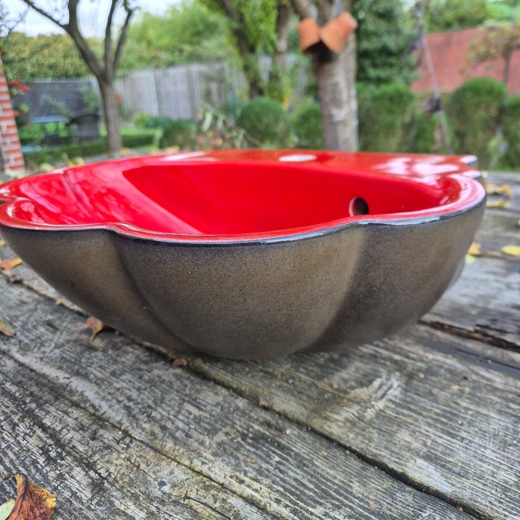 Fonteintje schelpvorm rood / olijfgroenbruin, Ophalen, Zo goed als nieuw, Rood