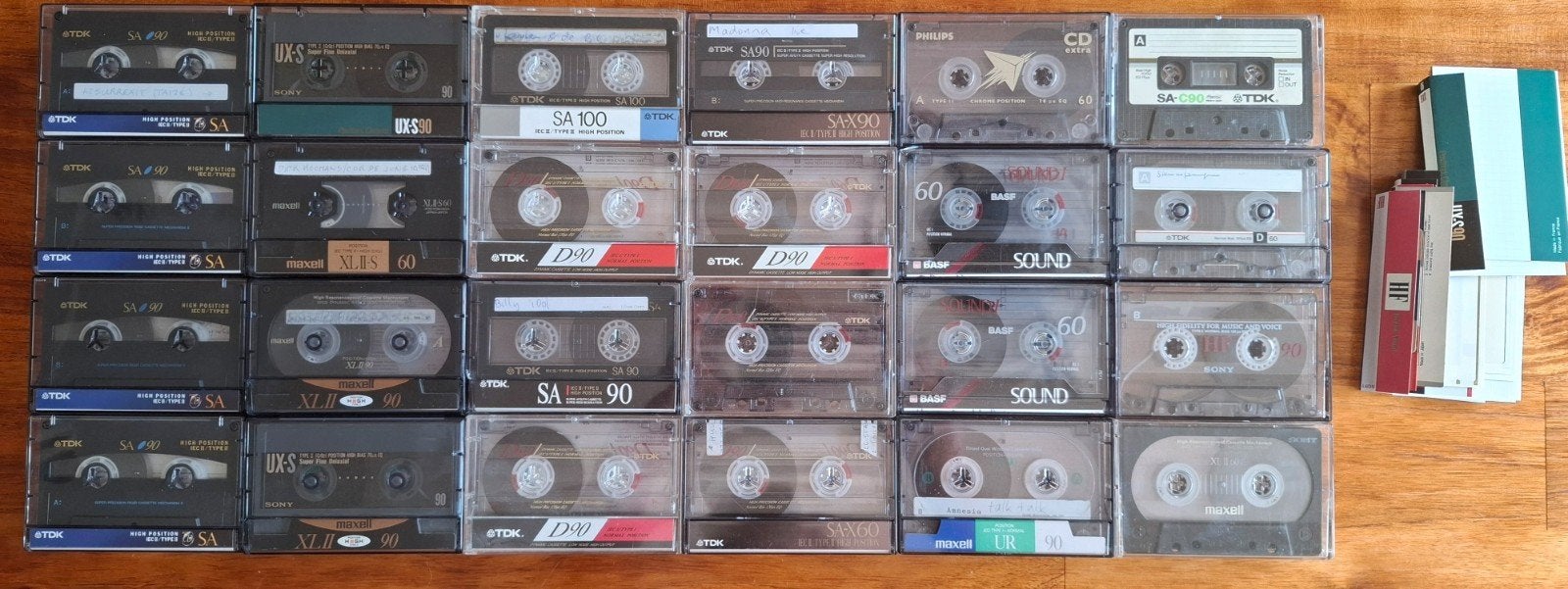 24 cassettebandjes van goede kwaliteit, Cd's en Dvd's, Cassettebandjes, Ophalen of Verzenden, Gebruikt, 2 t/m 25 bandjes, Voorbespeeld