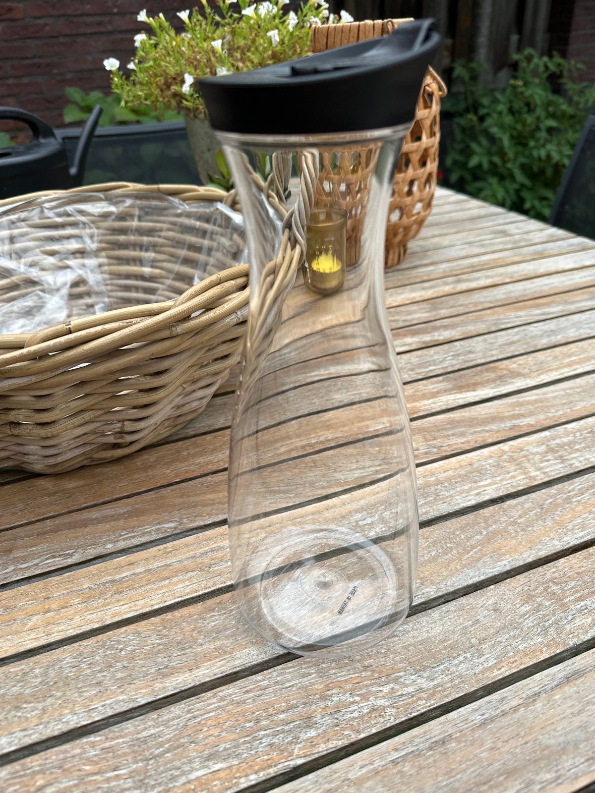 Kunststof karaf met zwarte dop - 25 cm hoog, Ophalen, Nieuw, Transparant, Kunststof