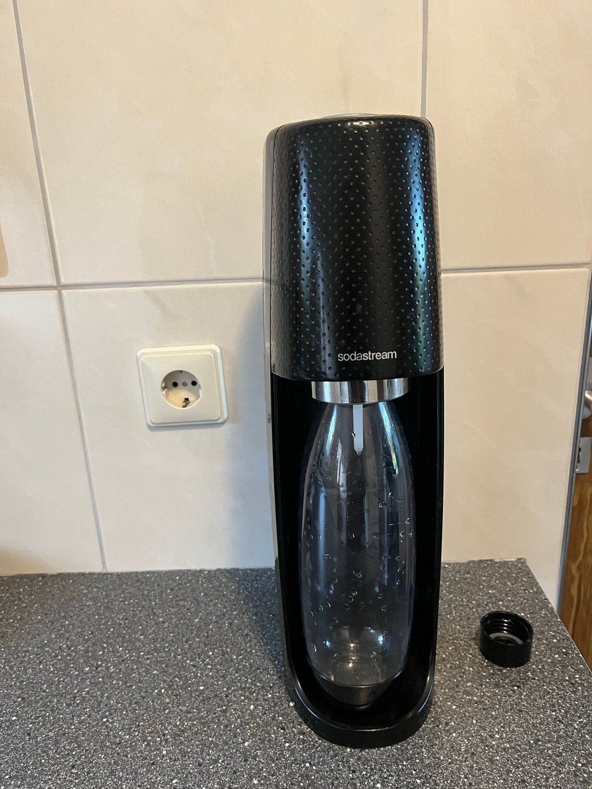 Sodastream bruiswatermaker met fles, Ophalen of Verzenden, Zo goed als nieuw