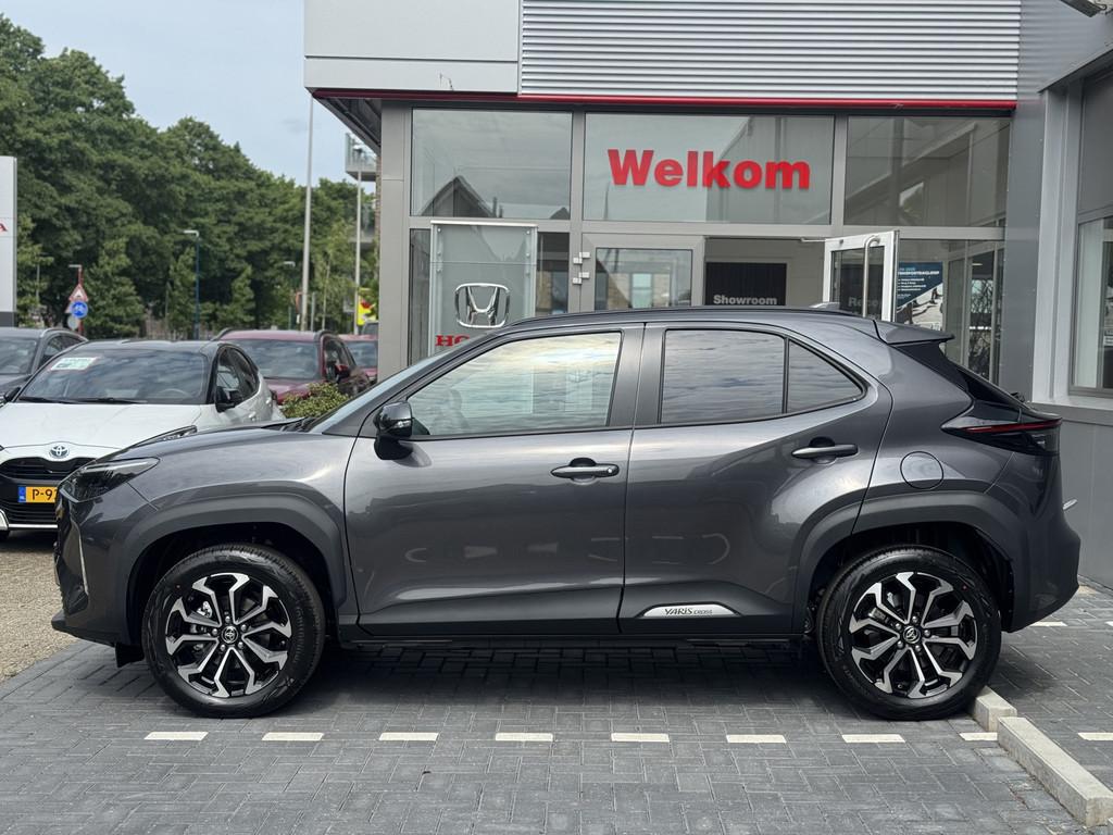 Toyota Yaris Cross 1.5 Hybrid 130 Style Edition 2025 Parkeer, 12 maanden, Stof, Gebruikt, 1490 cc