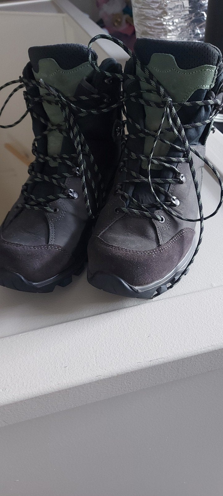 Hanwag Bergschoenen - Zo goed als nieuw (maat 42,5), Sport en Fitness, Ophalen of Verzenden, Zo goed als nieuw, Schoenen