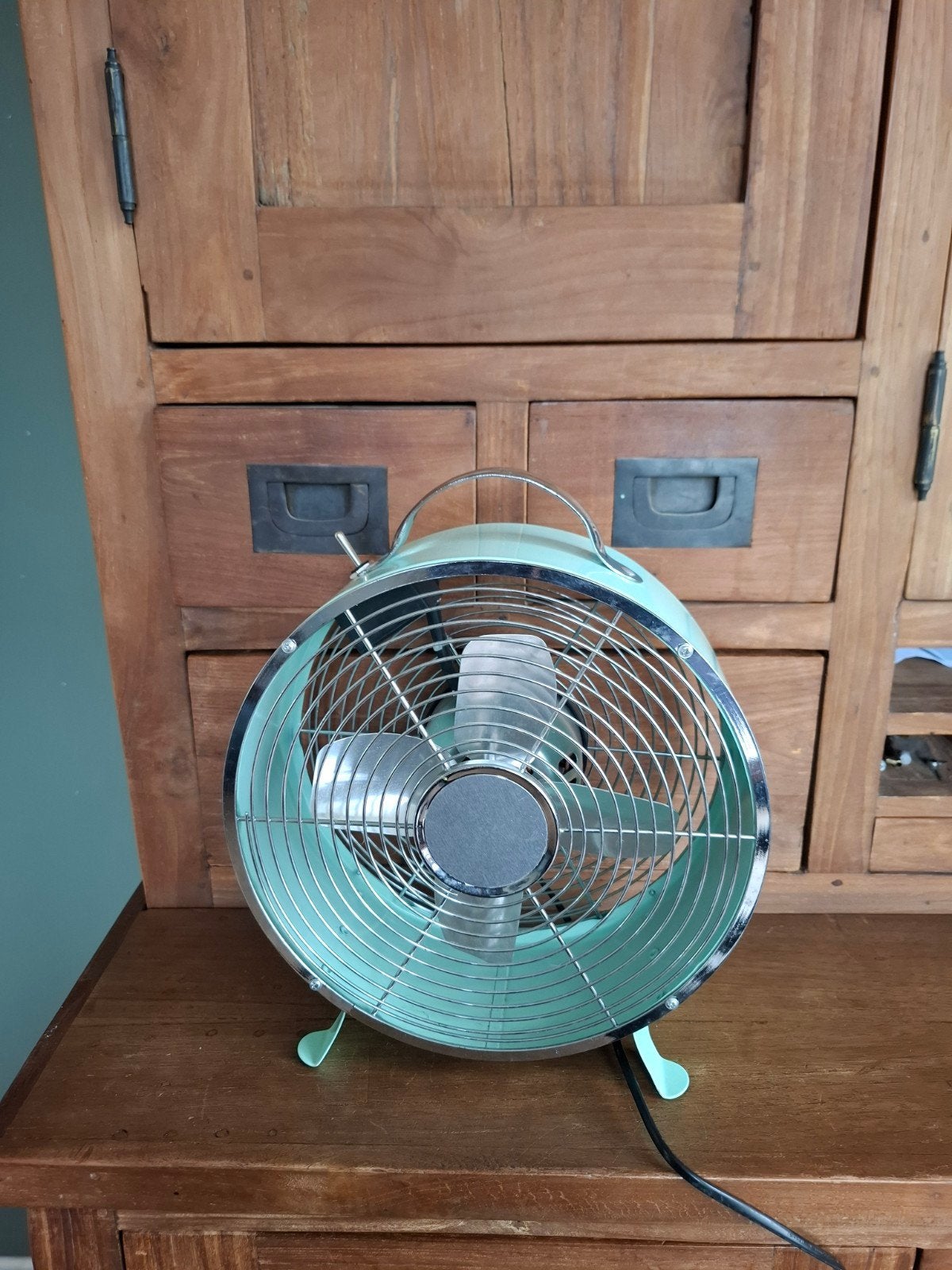 2 Retro Ventilatoren - Mint & Zwart - Zo goed als nieuw, Witgoed en Apparatuur, Ventilatoren, Ophalen, Zo goed als nieuw, Tafelventilator