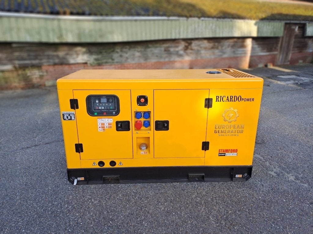 Nieuwe 35kVA dieselgenerator, Ophalen, Nieuw, 30 kVA of meer, Elektrisch startend