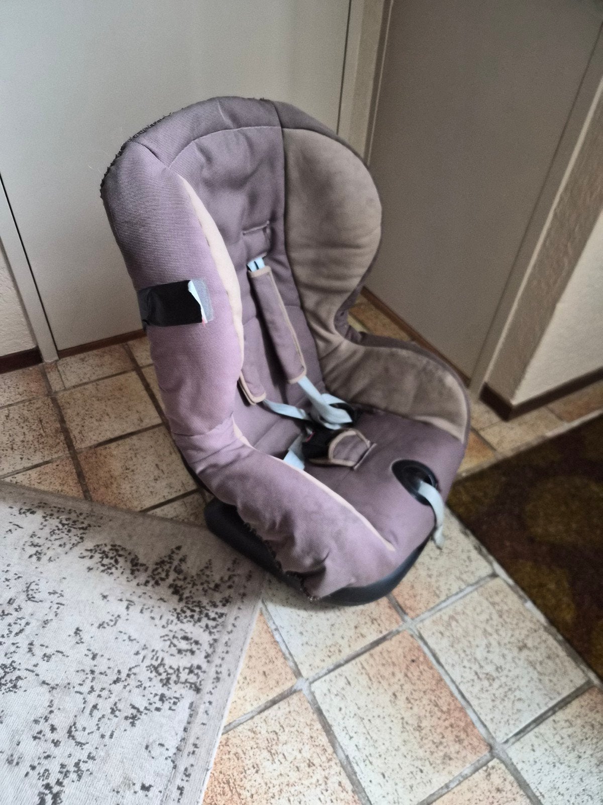 Maxi-Cosi autostoel - netjes, Kinderen en Baby's, Autostoeltjes, Ophalen, Autogordel, 9 t/m 18 kg, Slaapstand