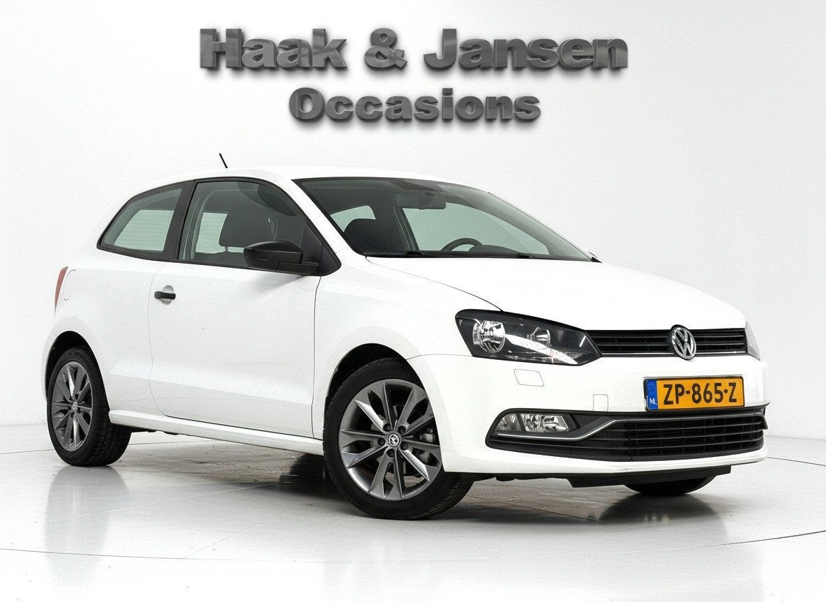 Volkswagen Polo 1.0 First Edition Airco stoelverwarming, Voorwielaandrijving, Navigatiesysteem, Gebruikt, Euro 6