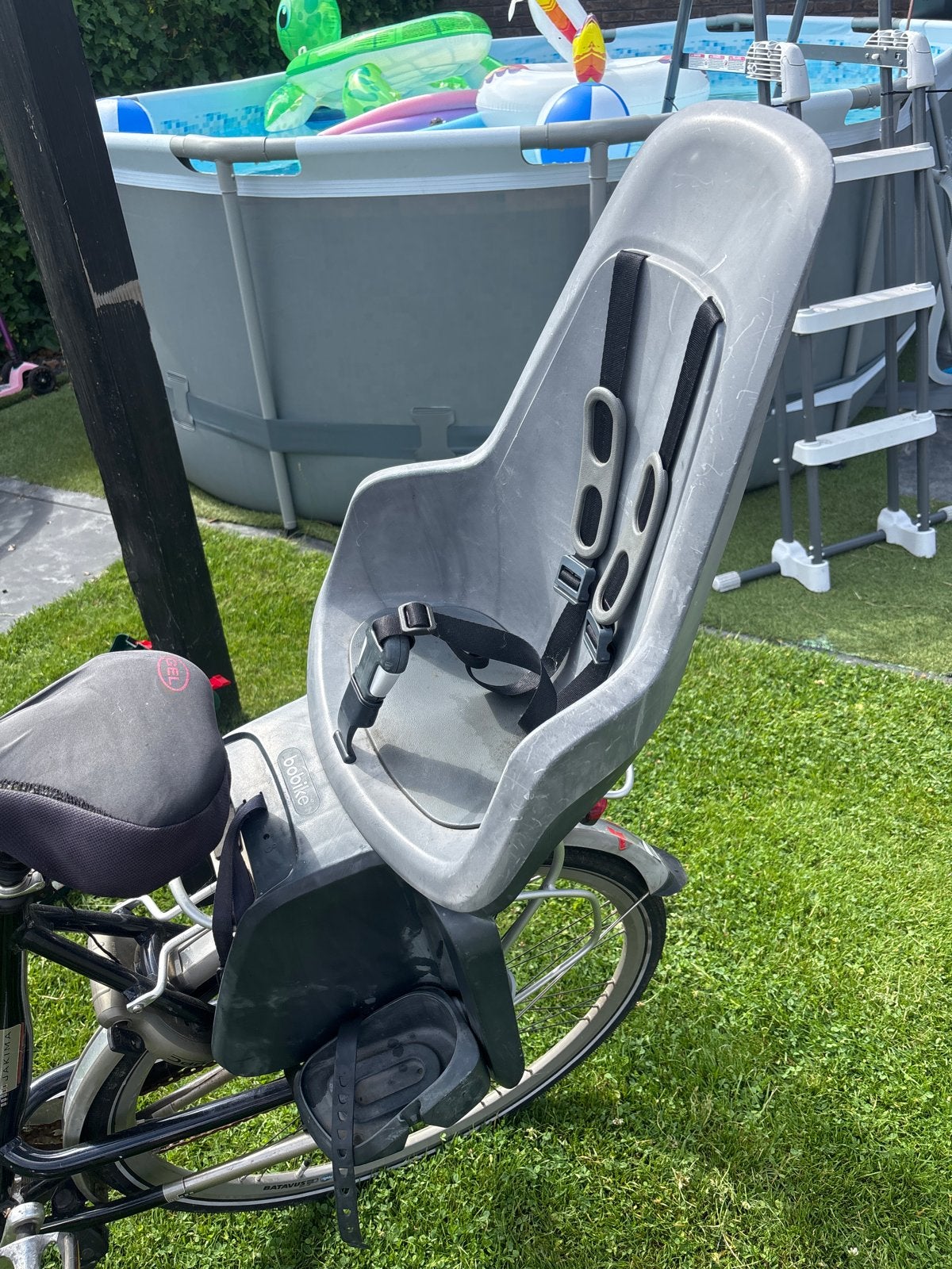 Bobike One Maxi achterzitje incl. onderstel en bevestiging, Fietsen en Brommers, Fietsaccessoires | Fietsstoeltjes, 15 t/m 25 kg