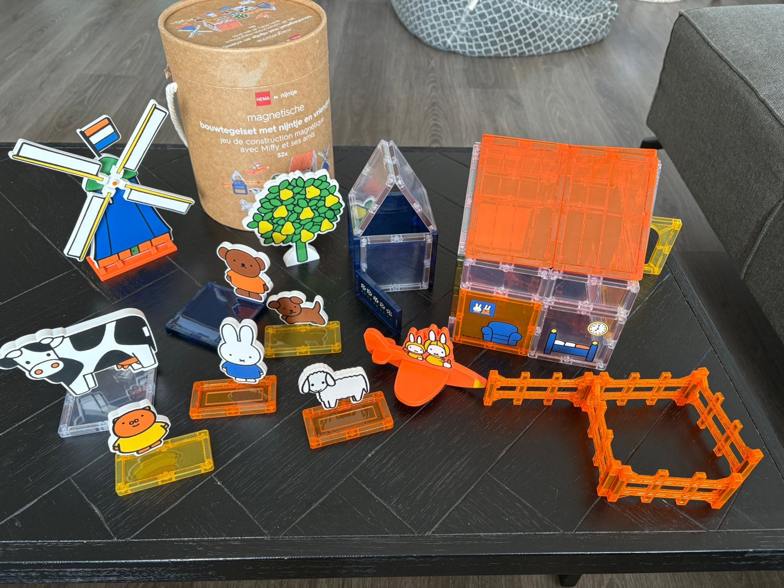 Hema nijntje magnetische bouwtegels met vriendjes 52-delig, Kinderen en Baby's, Speelgoed | Bouwstenen, Ophalen of Verzenden