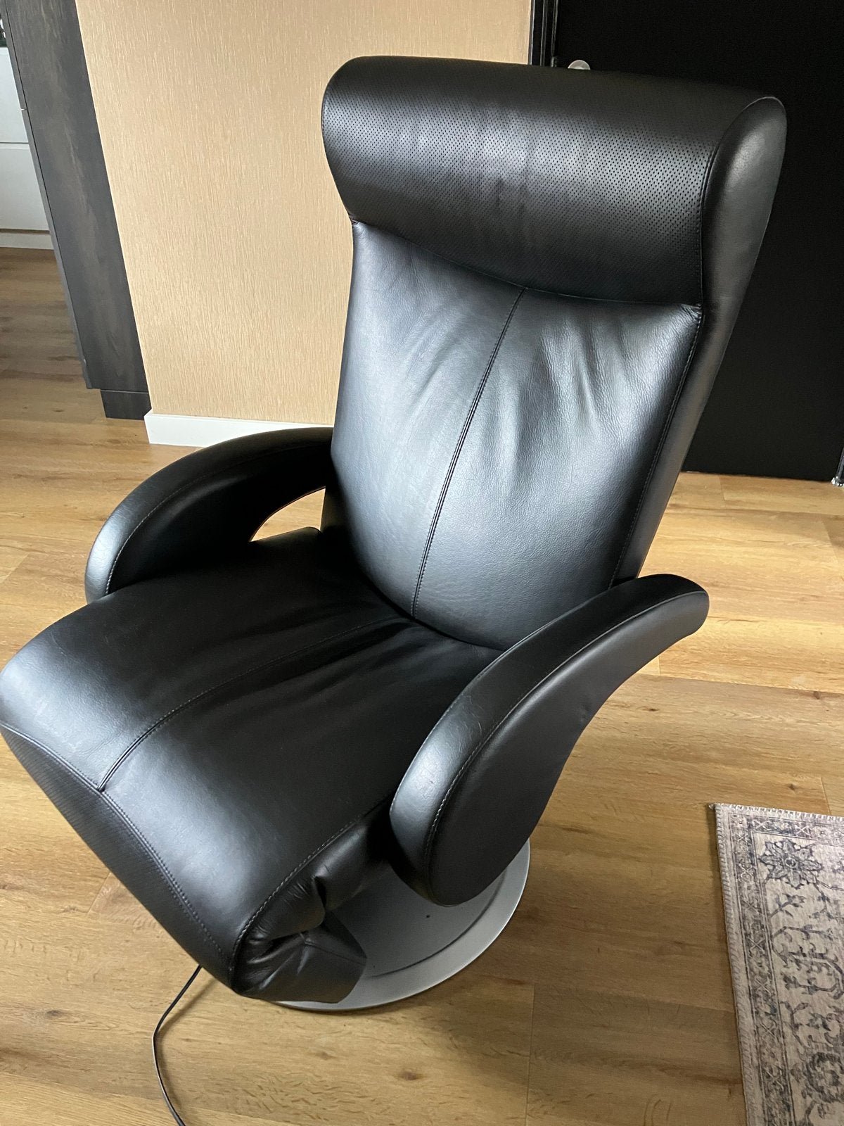 Leren relax fauteuil - Zwart, Ophalen, Gebruikt, 50 tot 75 cm, Leer