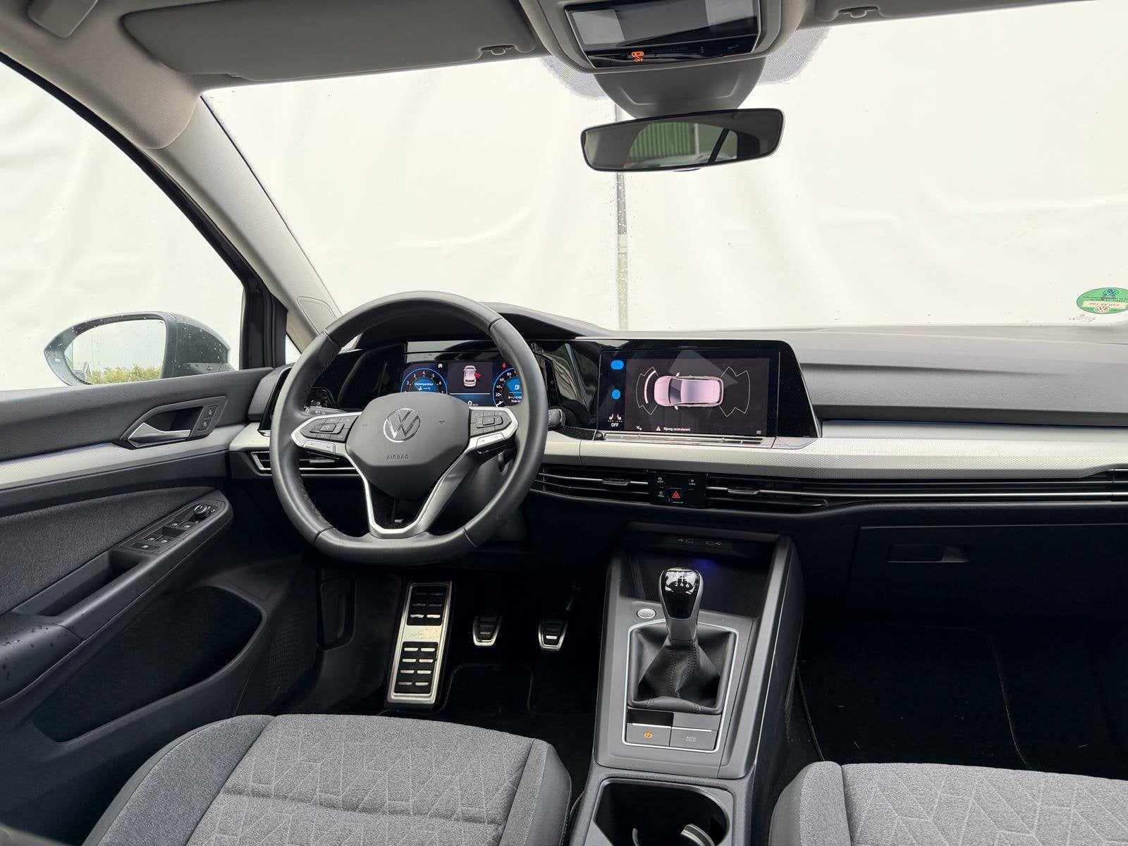 Volkswagen Golf 1.0 TSI OPF 81kW MOVE | ACC | Carplay | Park, Voorwielaandrijving, Stof, Gebruikt, 1261 kg