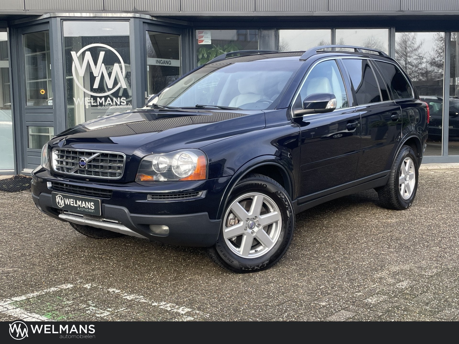 Volvo XC90 2.5 T Momentum 7p facelift | Youngtimer | Trekhaa, Auto's, Volvo, Gebruikt, 1991 kg, Blauw, 7 stoelen