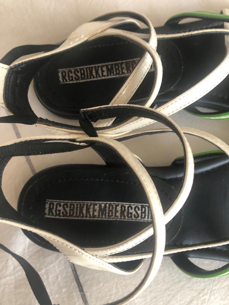 Bikkembergs zomer sandalen dames maat 37, Ophalen of Verzenden, Zo goed als nieuw, Wit, Sandalen of Muiltjes