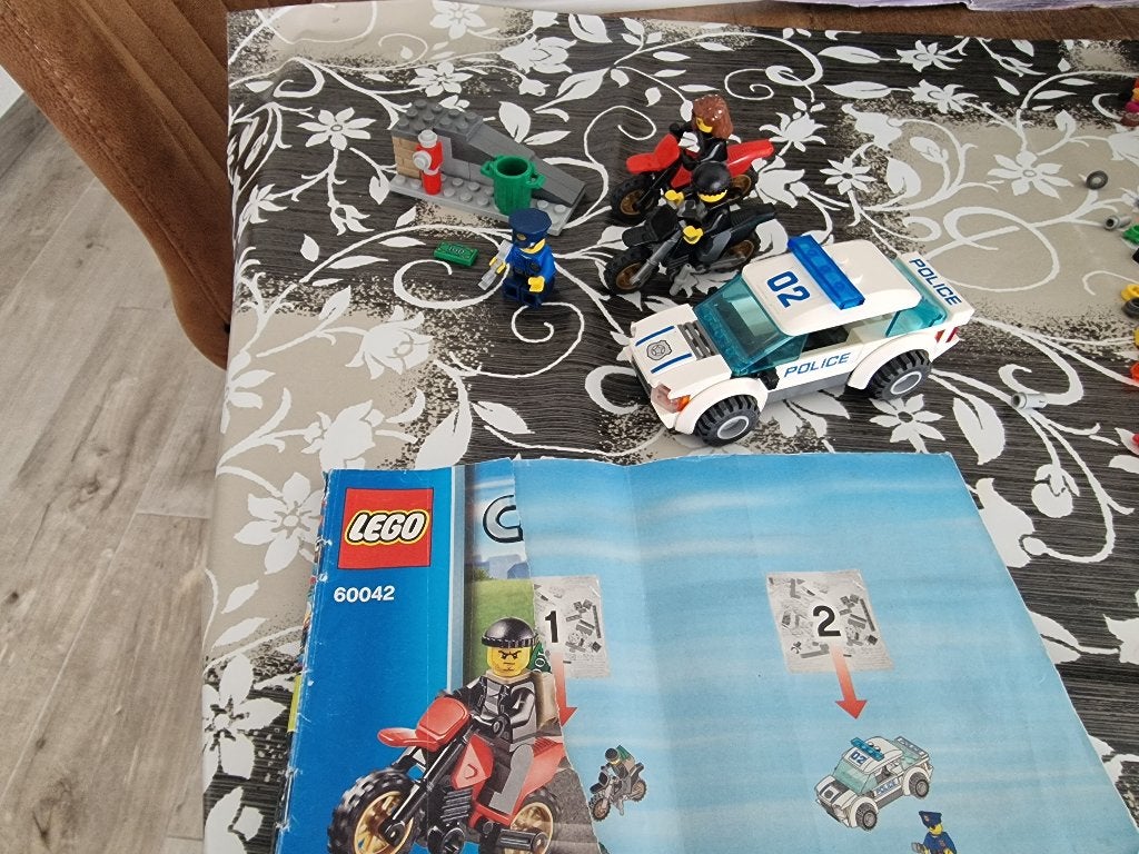 Lego City 60042, Lego, Complete set, City, Gebruikt