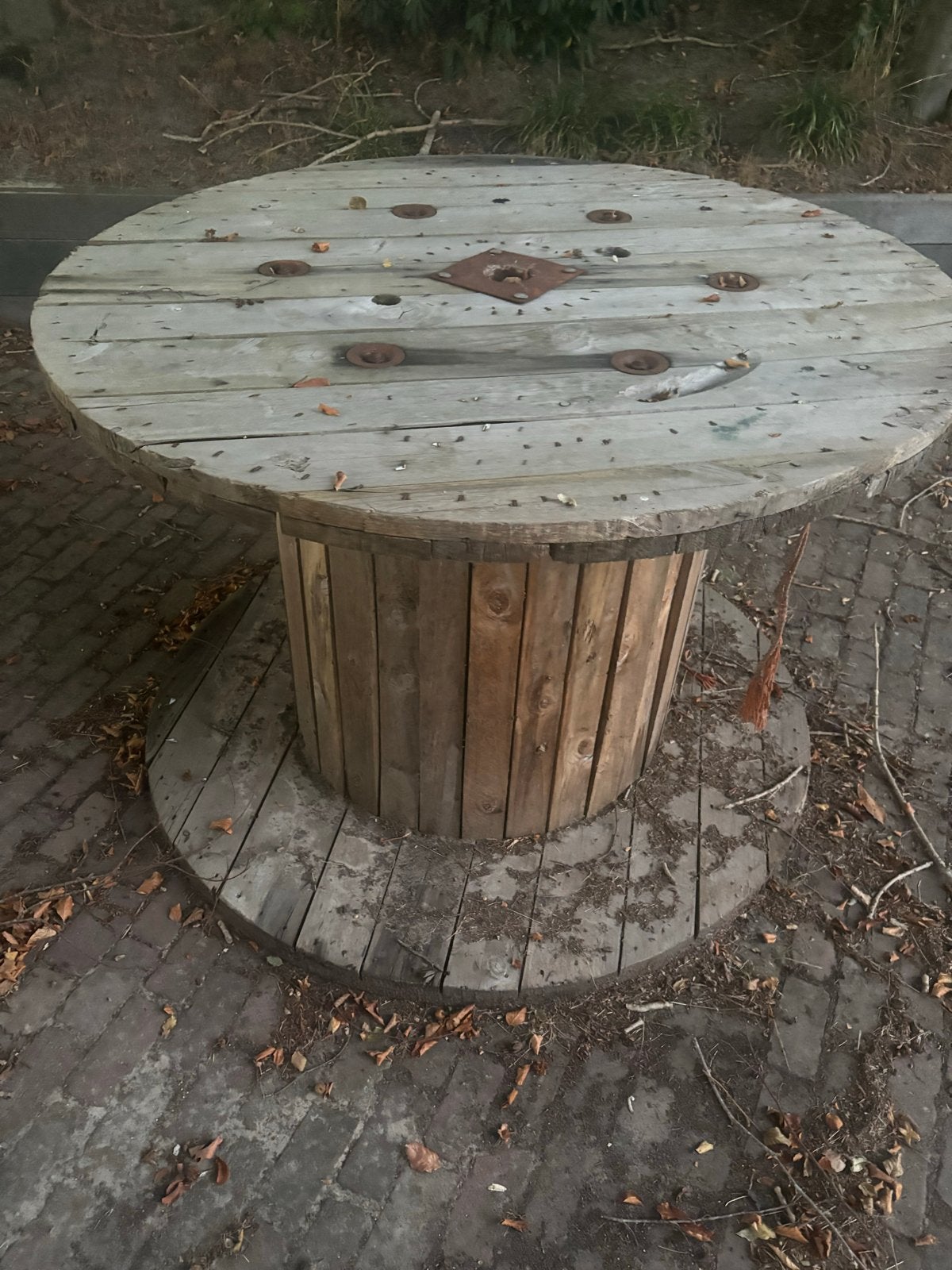 Grote houten kabelhaspel tafel - robuust en uniek, Ophalen, Gebruikt, 100 tot 150 cm, Rond