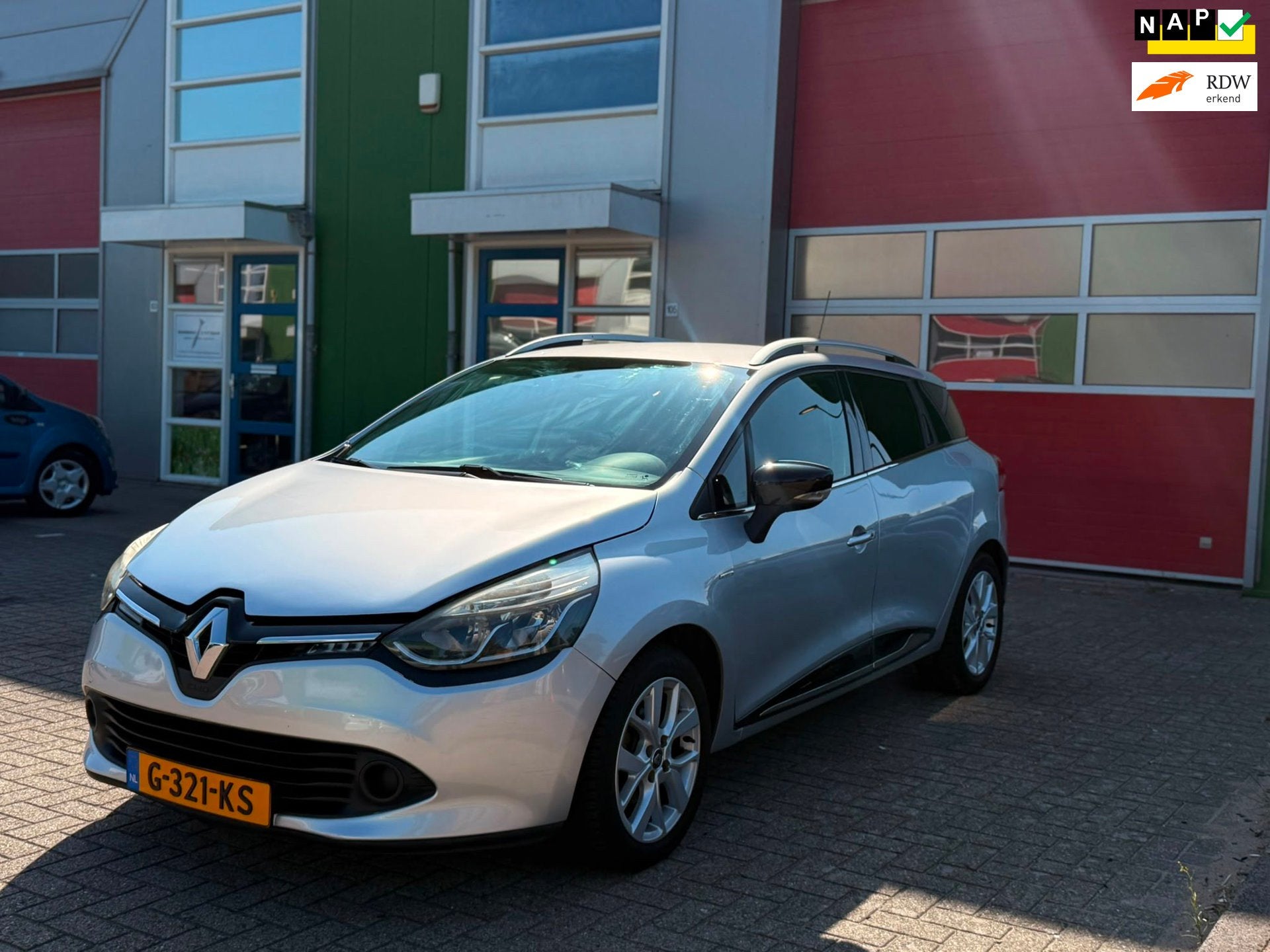 Renault Clio Estate 0.9 TCe Limited BASS REFLEX PDC, Auto's, Voorwielaandrijving, 898 cc, Stof, 1098 kg