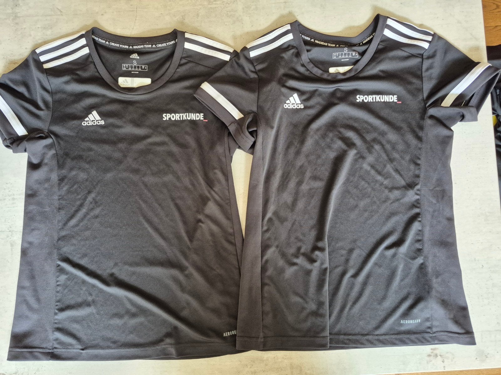 Sportkunde T-shirts HAN Nijmegen - Adidas (2 stuks), Ophalen, Adidas, Zwart, Overige typen