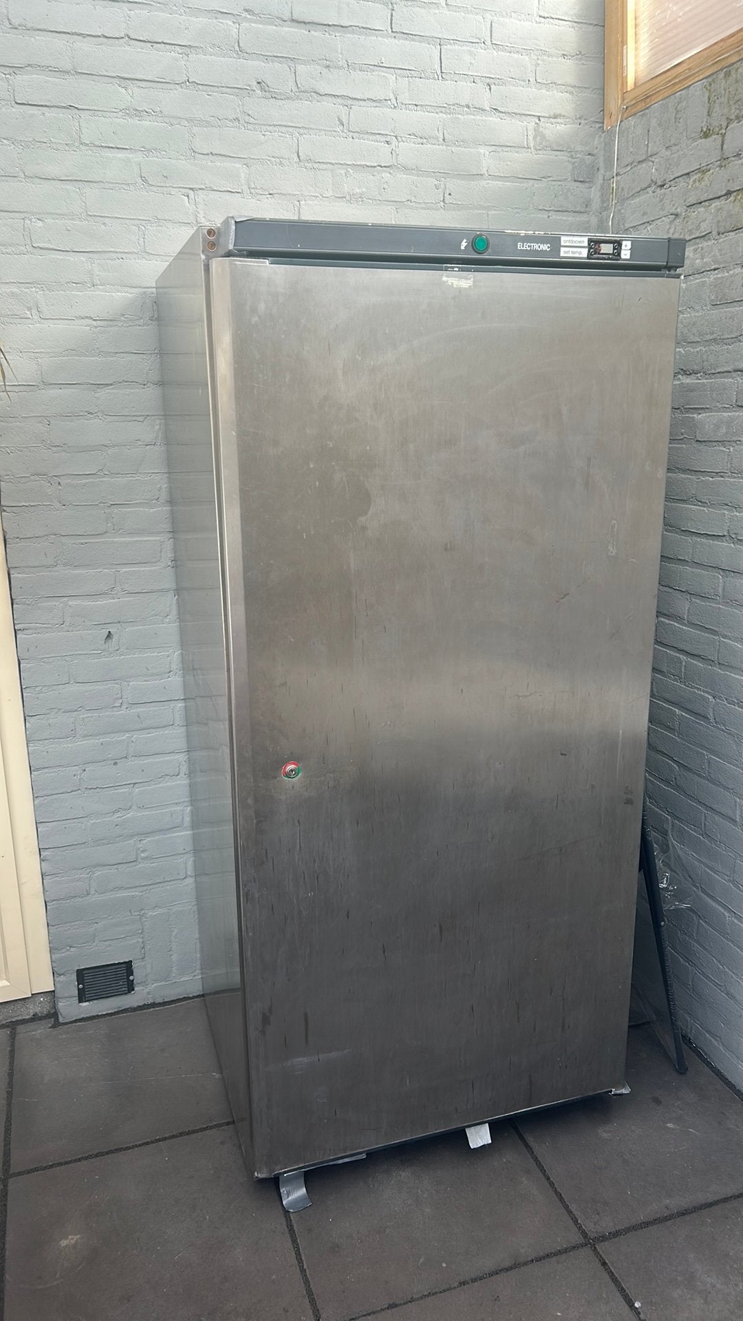 Koelkast 750lt, Ophalen of Verzenden, Zo goed als nieuw, Minder dan 60 cm