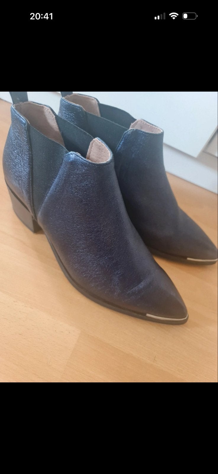Pavement Enkellaarzen Maat 38 - Zo goed als nieuw, Kleding | Dames, Ophalen of Verzenden, Zo goed als nieuw, Zwart, Lage of Enkellaarzen