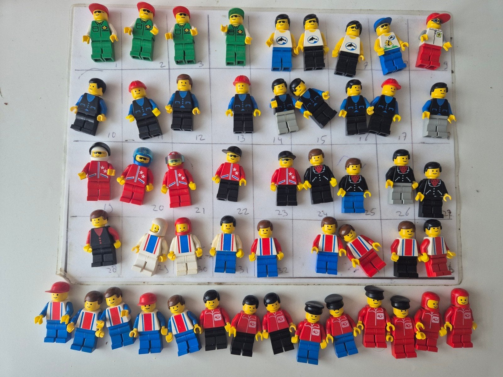 lego vm1 vintage div man cargo postbode dolfijn poppetjes, Ophalen of Verzenden, Nieuw
