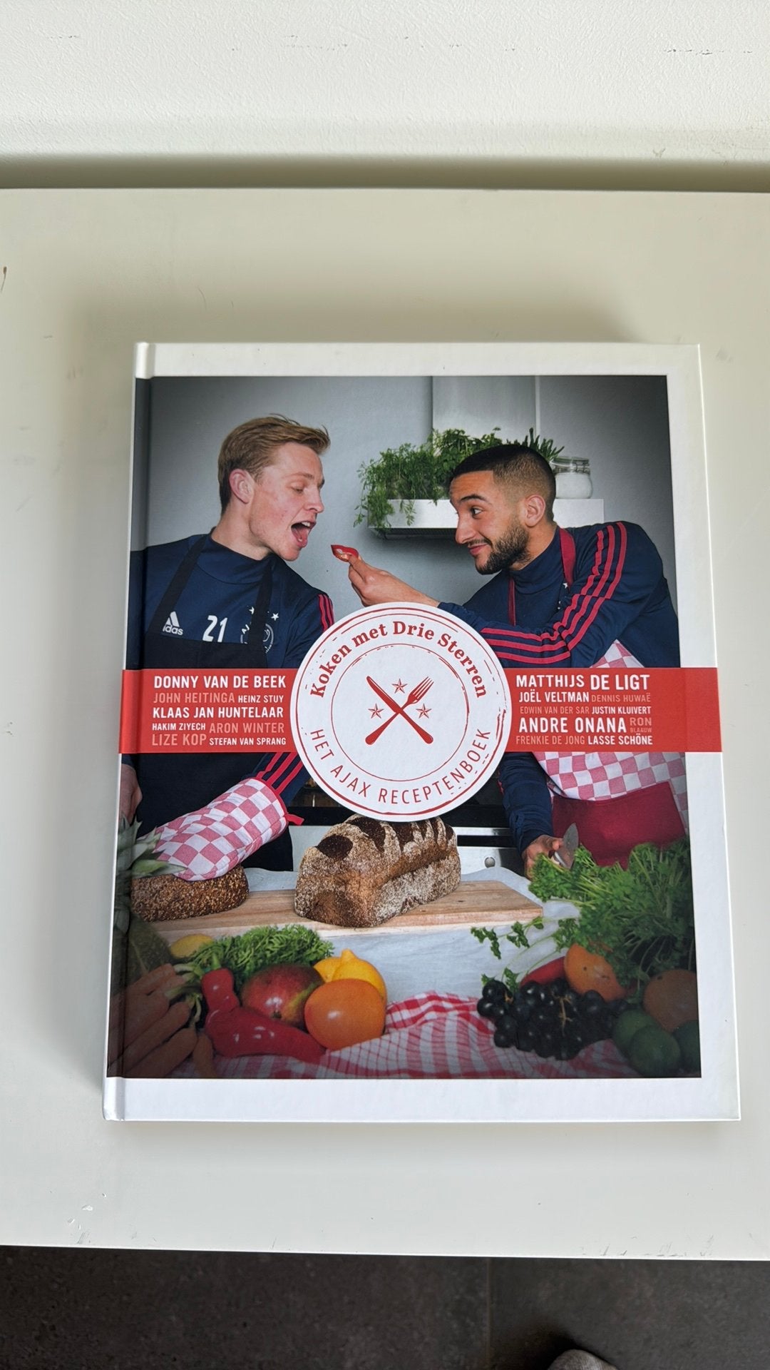 Koken met drie sterren het ajax receptenboek, Ophalen of Verzenden, Zo goed als nieuw, Italië