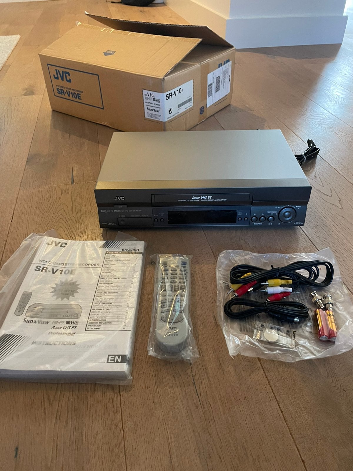JVC SR-V10e S-VHS videorecorder, Ophalen of Verzenden, Nieuw, VHS-speler of -recorder