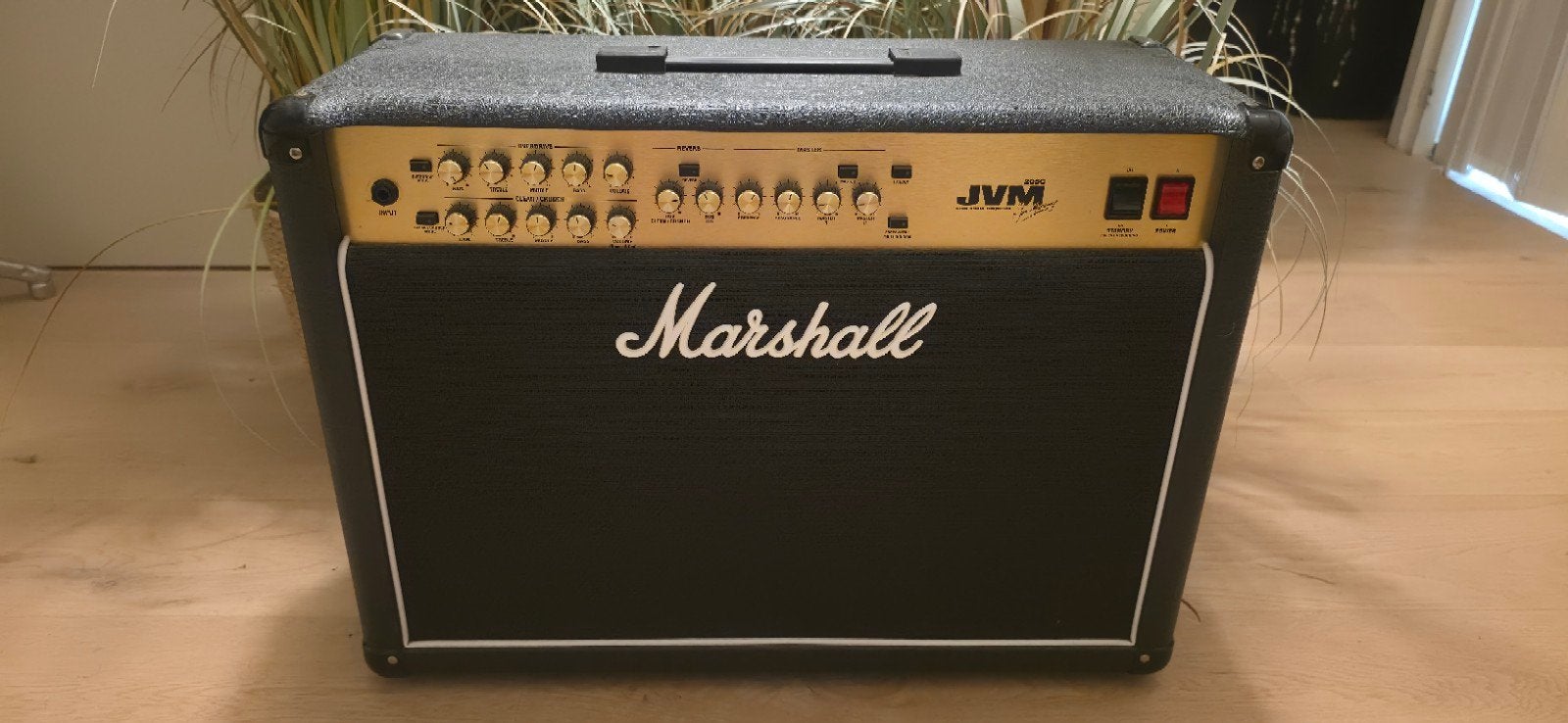 Marshall JVM 205C 50W buizen gitaarversterker combo, Muziek en Instrumenten, Ophalen of Verzenden, Zo goed als nieuw, 50 tot 100 watt