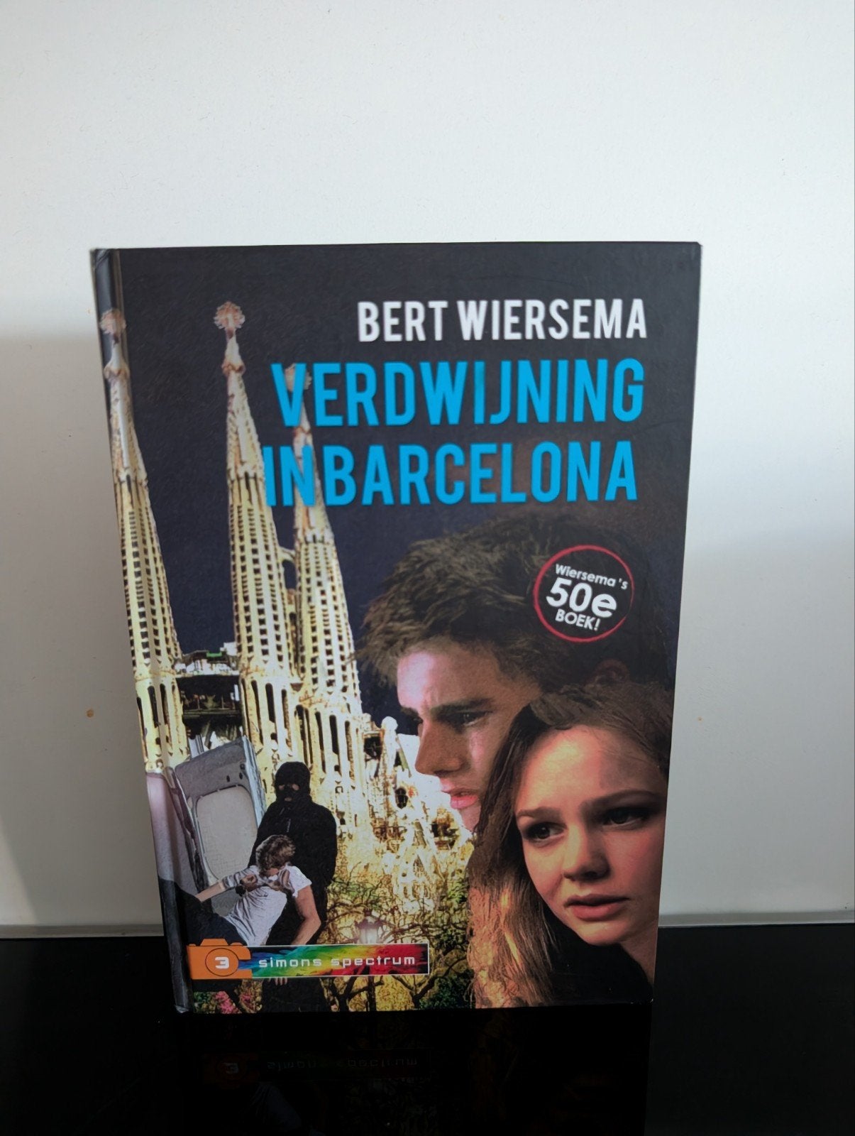 Bert Wiersema - Verdwijning in Barcelona, Ophalen of Verzenden, Zo goed als nieuw, Bert Wiersema