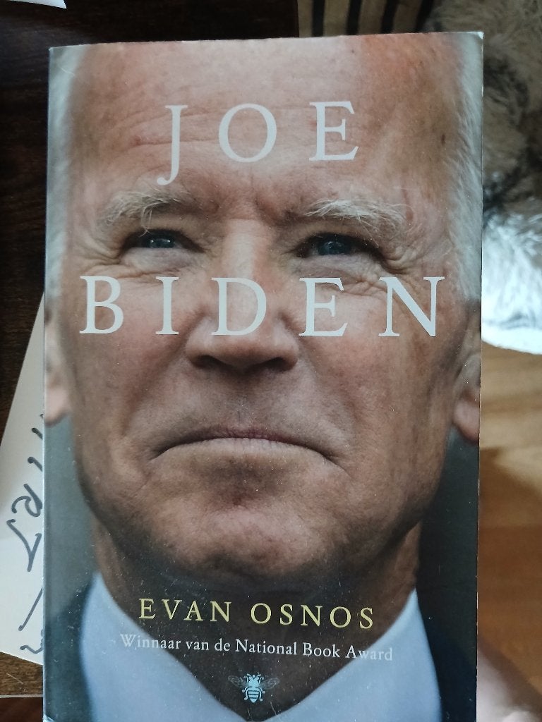 JOE BIDEN - BIOGRAFIE !!!!!!!!!!!!!, Ophalen of Verzenden, Zo goed als nieuw, Politiek
