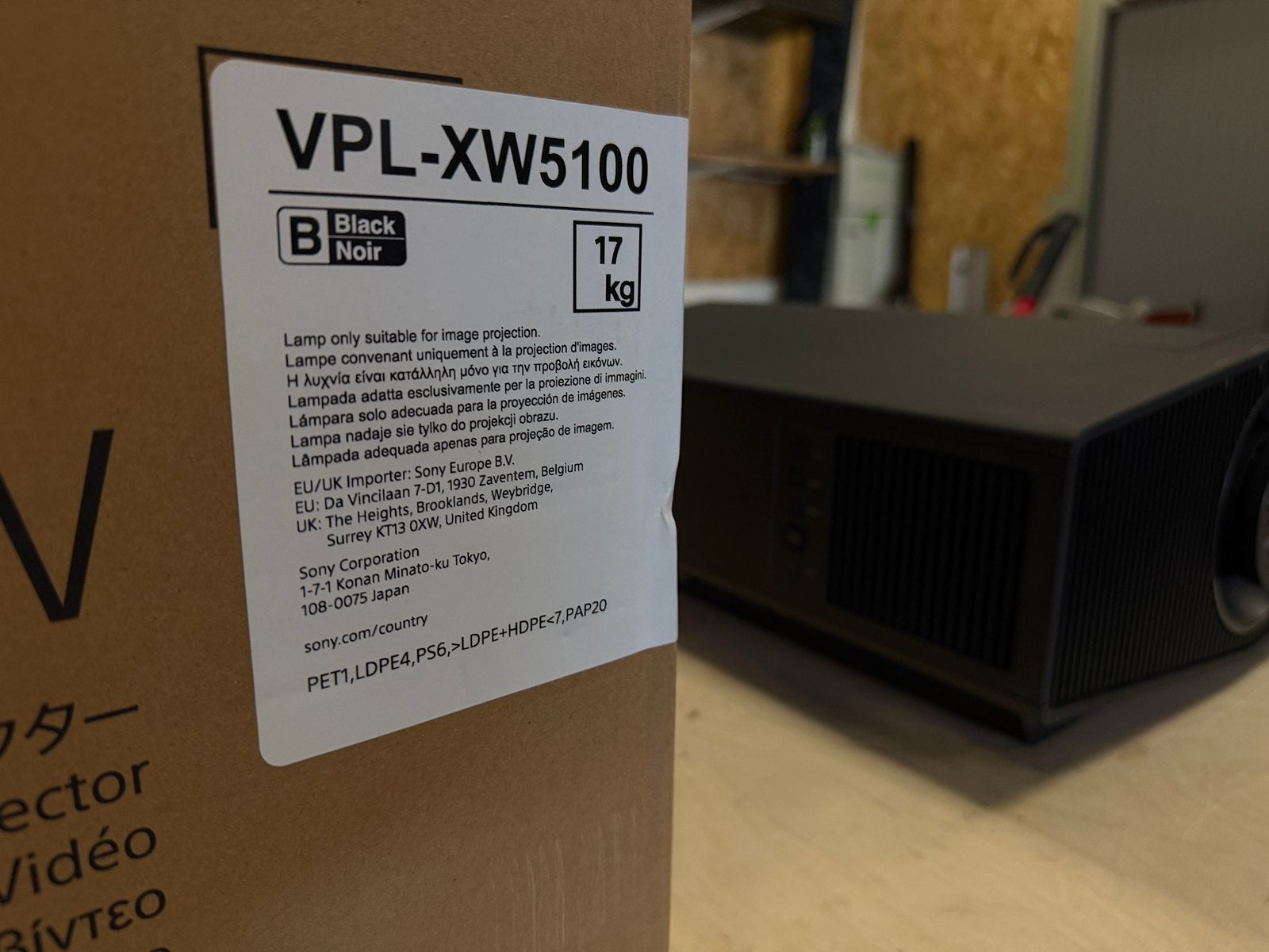 Sony BRAVIA Projector 7 (VPL-XW5100ES) – Nieuw in Doos, Ophalen, Zo goed als nieuw, Ultra HD (4K)