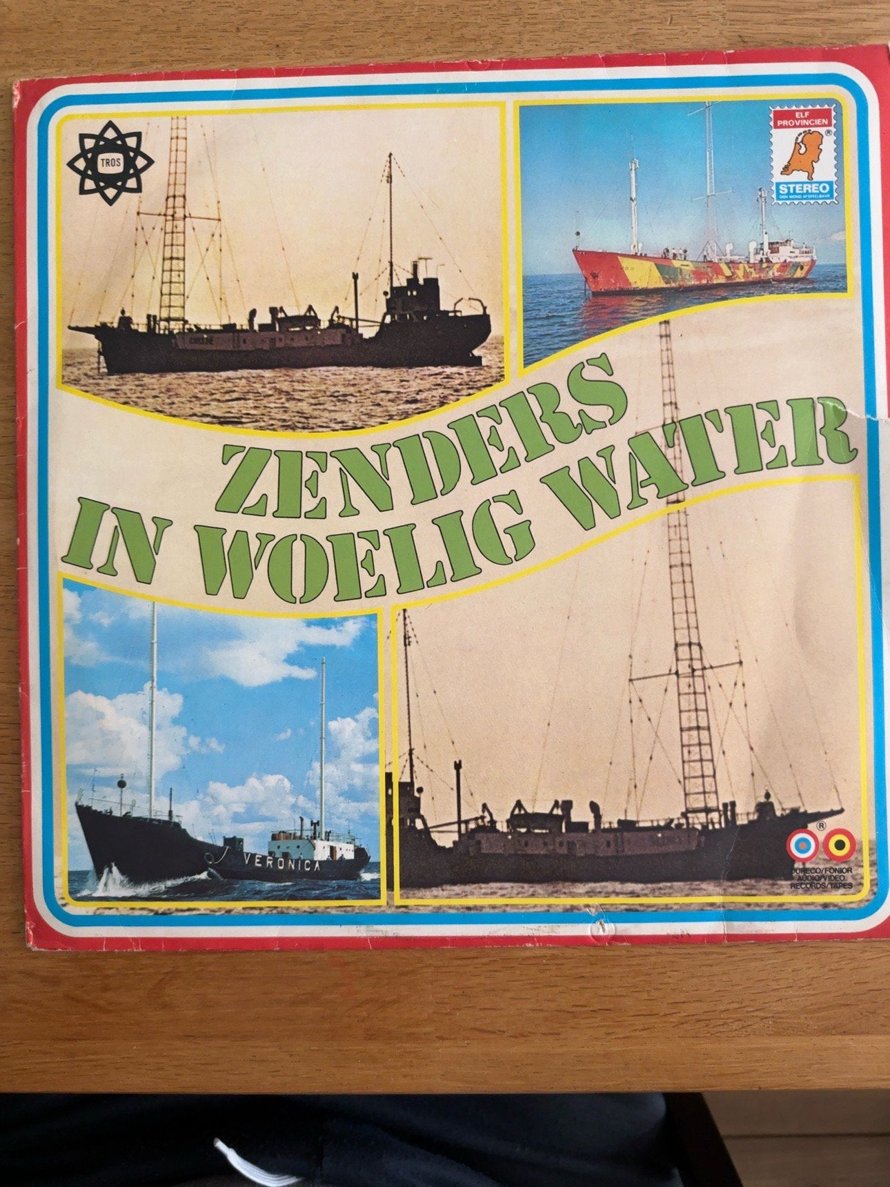 Vintage LP – Zenders in Woelig Water (Veronica/Zeezenders), Ophalen of Verzenden, Zo goed als nieuw, Overige formaten, Levenslied of Smartlap
