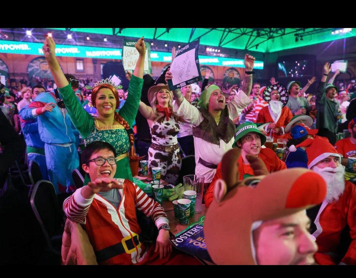 WK DARTS 2026-2027 Ally Pally, Drie personen of meer