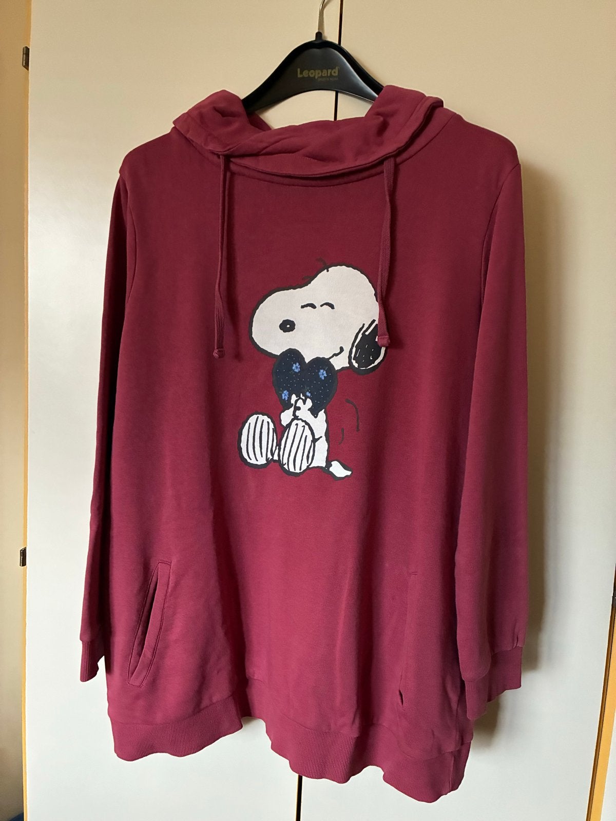 Snoopy sweater maat 42/44 Ulla Popken, Ophalen, Zo goed als nieuw, Maat 42/44 (L), Rood