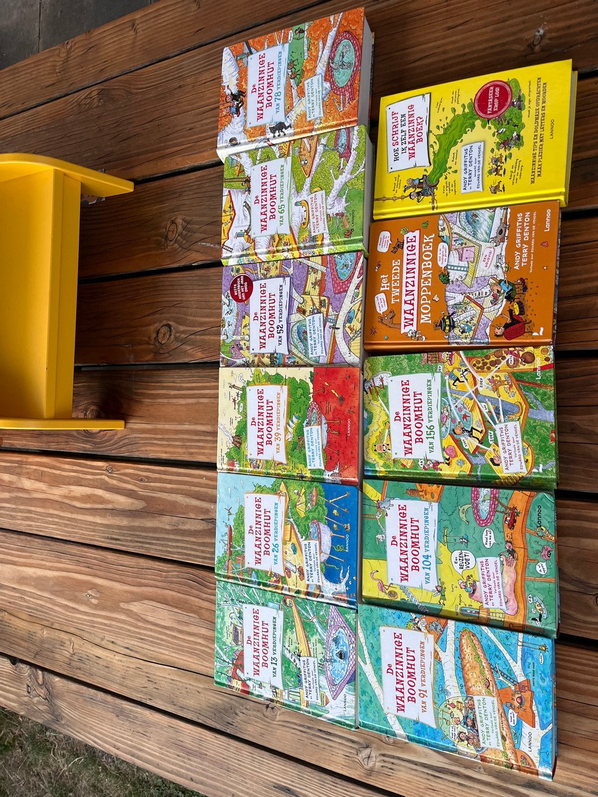 De Waanzinnige Boomhut serie + moppenboek en schrijfboek, Ophalen, Zo goed als nieuw, Fictie