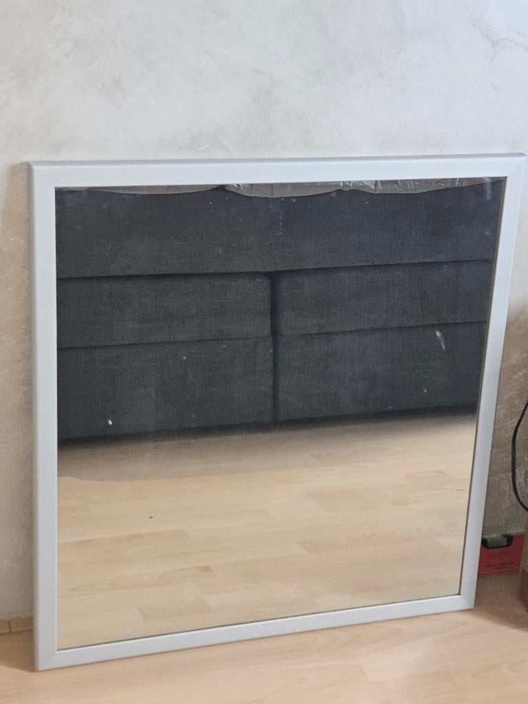 Ikea spiegel 70x72 cm met aluminium lijst, Ophalen, Gebruikt, Minder dan 100 cm, Rechthoekig