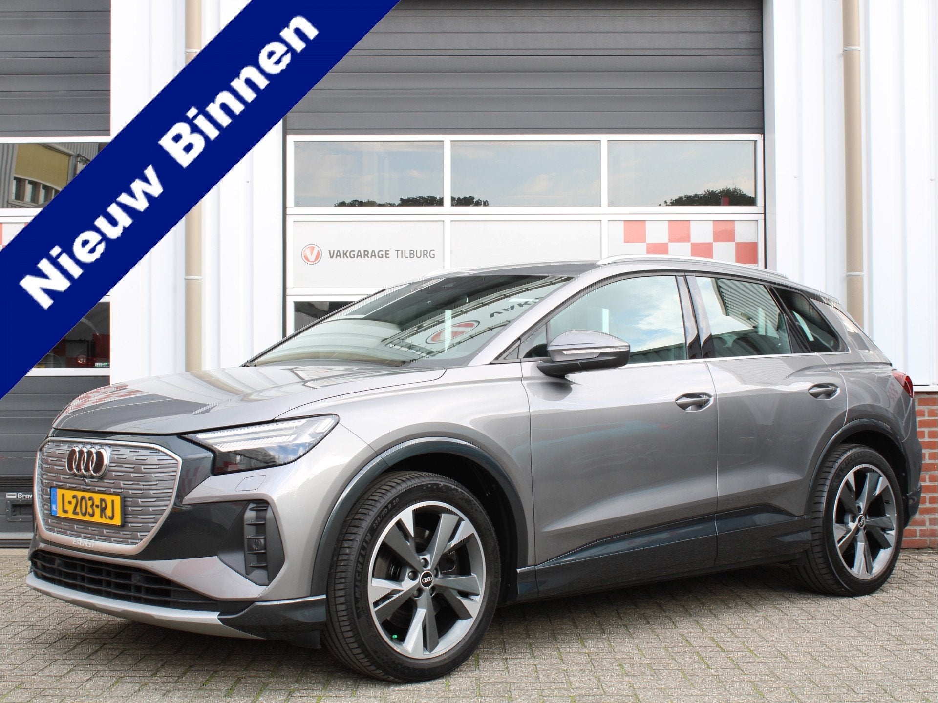 Audi Q4 e-tron 40 Launch edition Advanced 77 kWh /NAVI/LED/P, Auto's, Dealer onderhouden, Gebruikt, 520 km, Origineel Nederlands