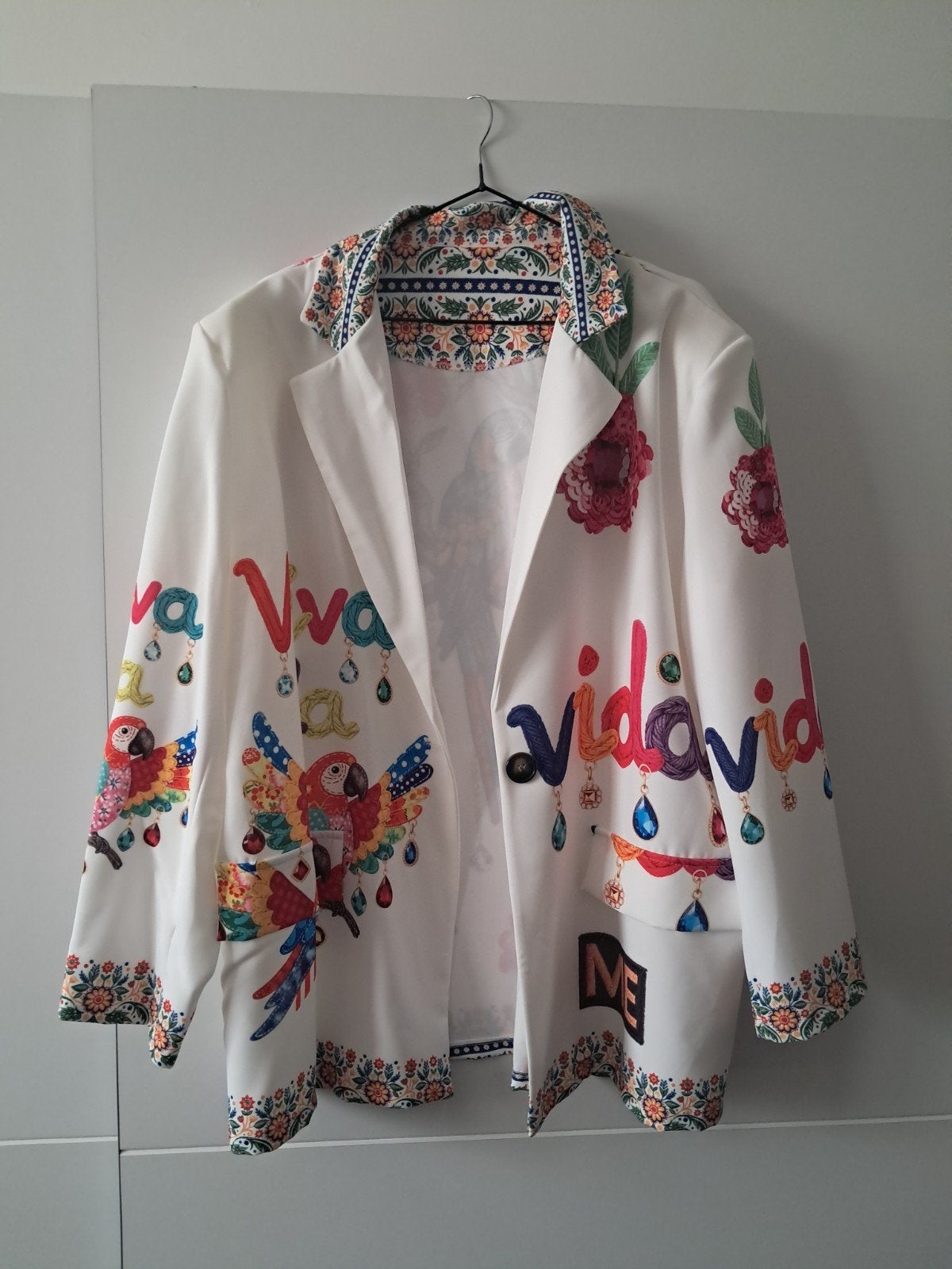 Prachtige nieuwe colbert met papegaai print, maat 46, Ophalen of Verzenden, Nieuw, Wit