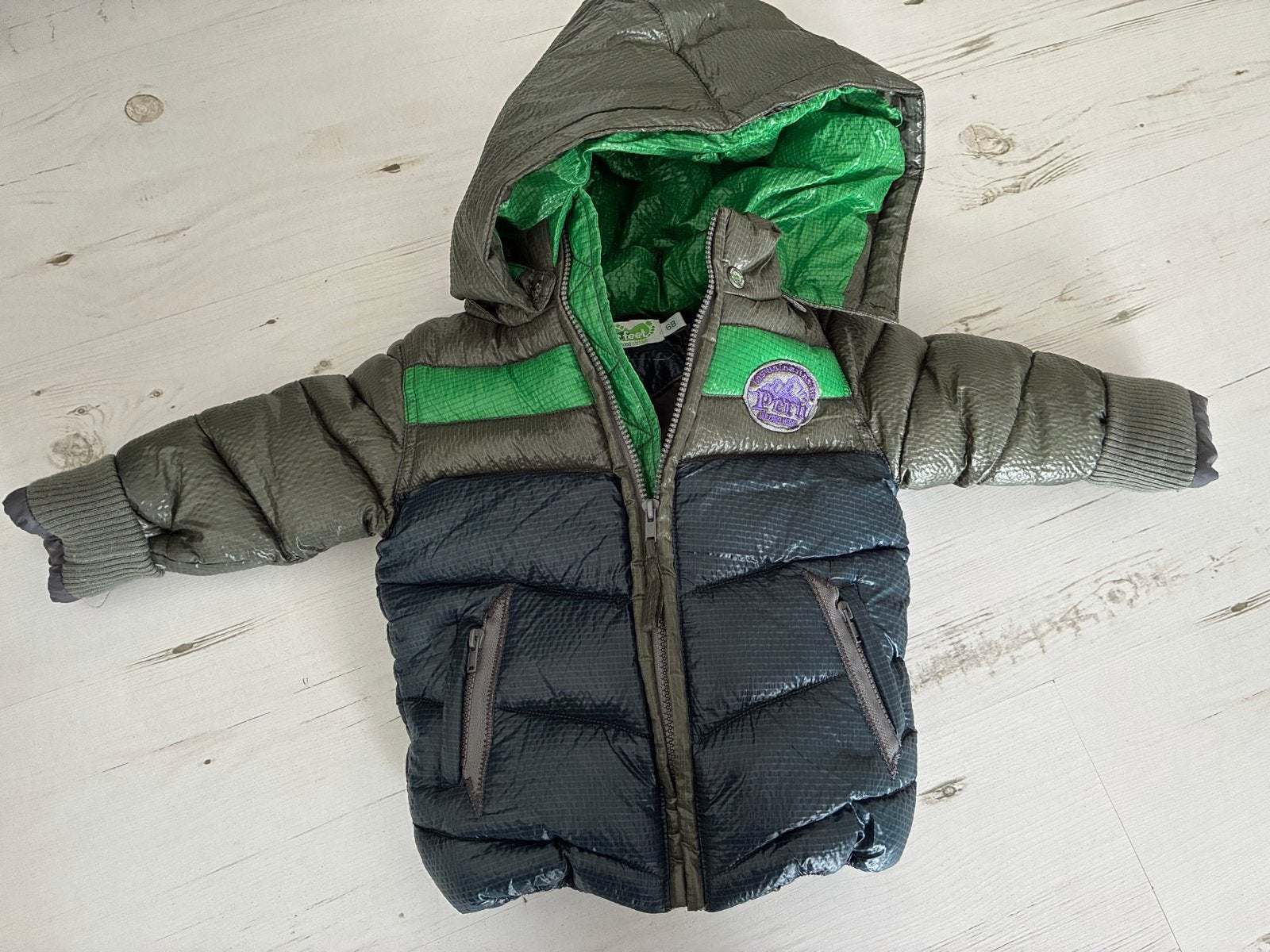 Warme baby jas maat 68 €5,-, Ophalen, Zo goed als nieuw, Jongetje of Meisje, Jasje