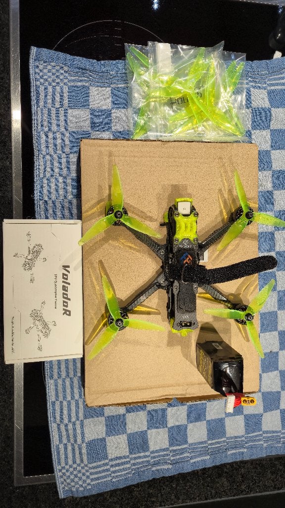 5"  drone, Audio, Tv en Foto, 100 tot 1000 meter, Overige merken, 15 tot 30 minuten, Zo goed als nieuw