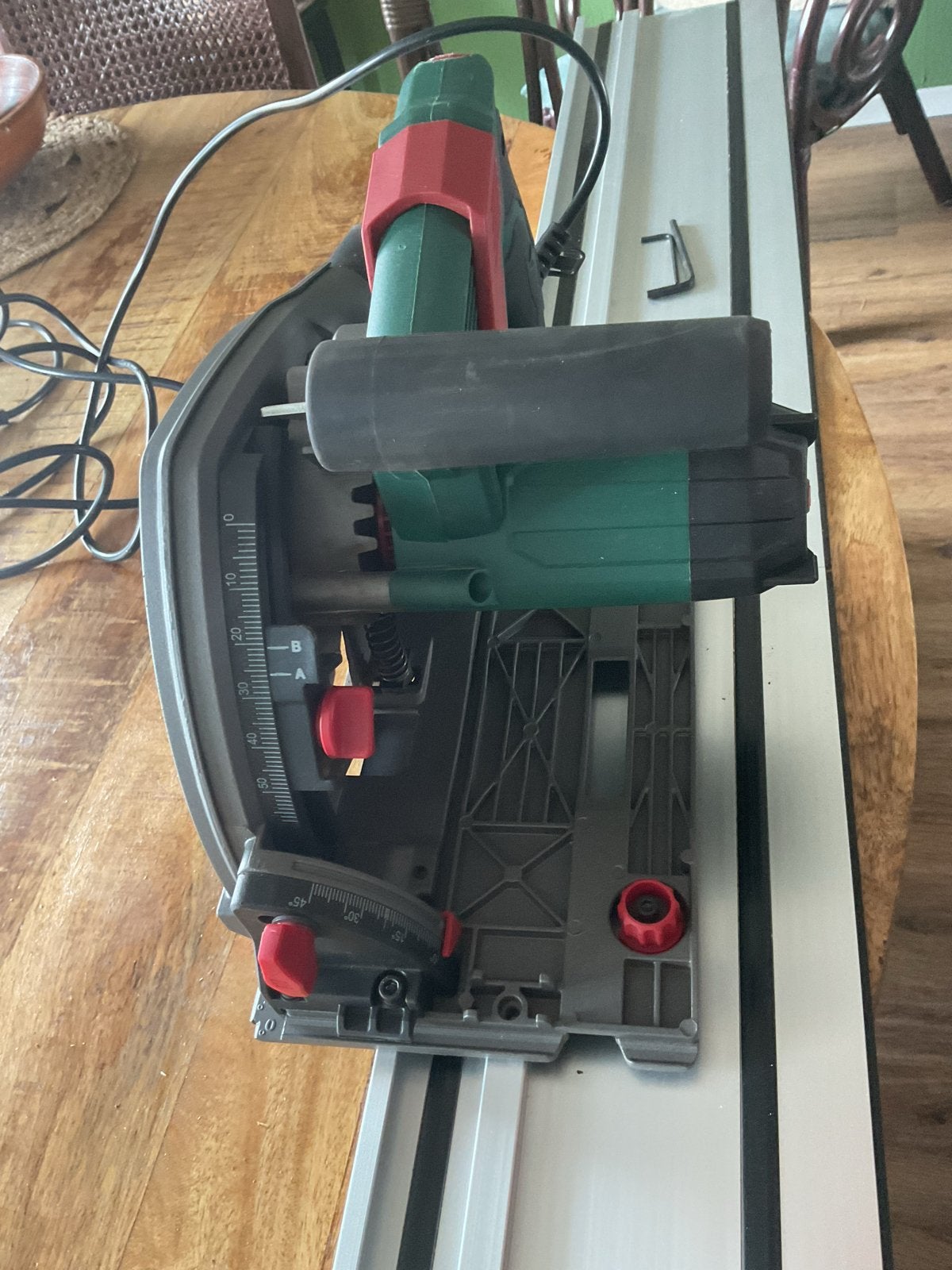 Parkside PTSS 1200 D2 Invalzaag met geleiderail, Ophalen, Invalzaag, Zo goed als nieuw, 30 tot 70 mm