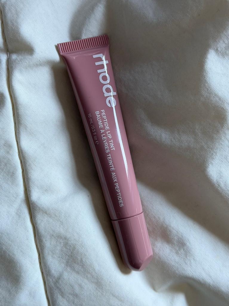 Rhode lip toast peptide lip tints, Sieraden, Tassen en Uiterlijk, Uiterlijk | Cosmetica en Make-up, Ophalen of Verzenden, Nieuw