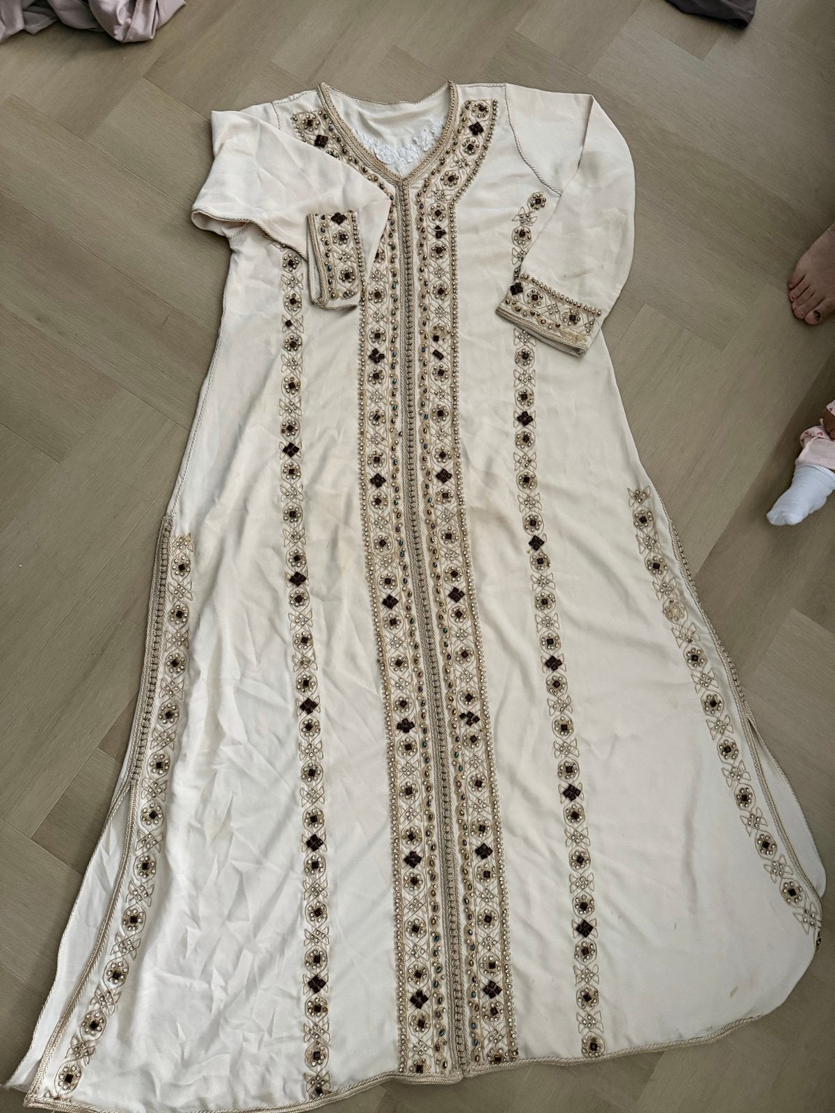 Elegante Marokkaanse Kaftan - Crème met borduursels, Maat 38/40 (M), Beige, Ophalen of Verzenden, Gedragen