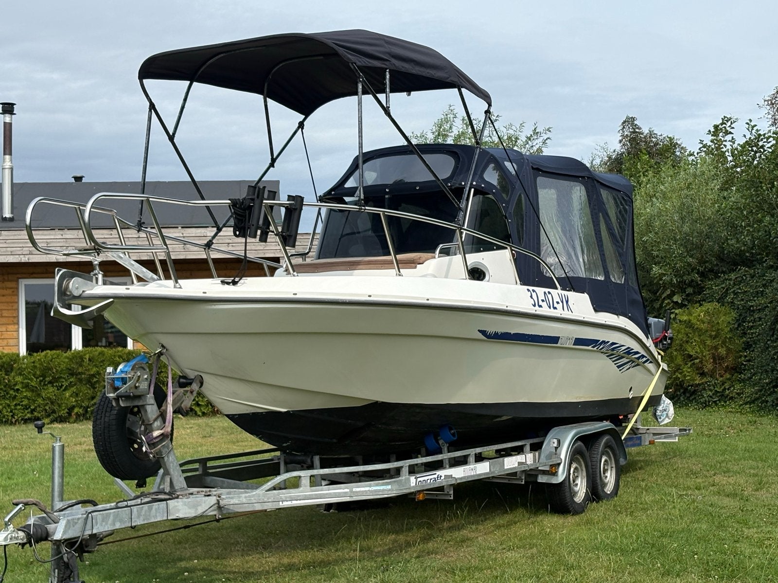 Aquamar 26 FT WalkAround | Boegschroef | 140pk | Trailer, Watersport en Boten, Ophalen of Verzenden, Gebruikt, Overige merken