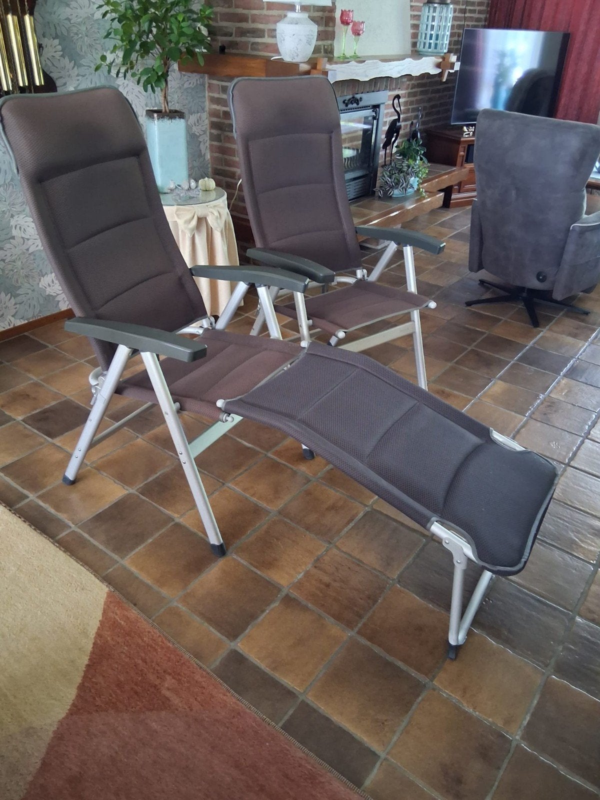 Comfortabele campingstoelen met voetensteun, Caravans en Kamperen, Kampeermeubelen, Ophalen, Campingstoel
