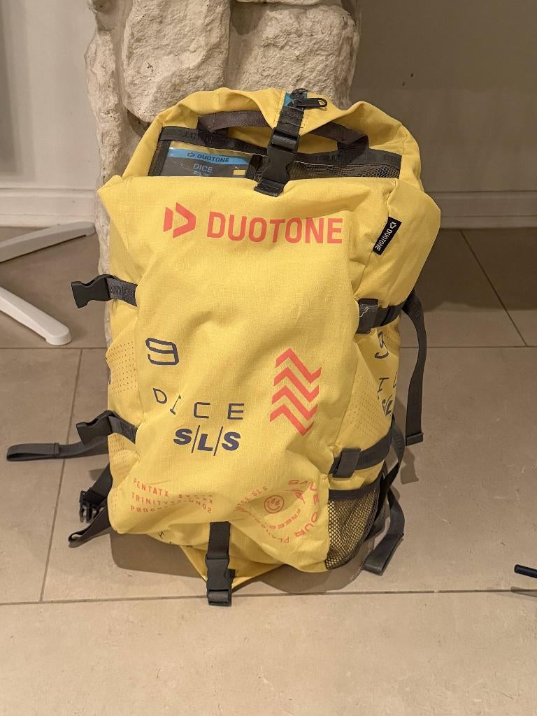 Duotone dice SLS 9m 2023, Watersport en Boten, 9 m², Geen board, Ophalen of Verzenden, Zo goed als nieuw