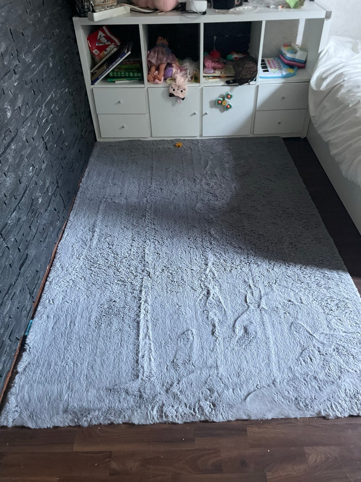Gratis vloerkleed, grijs en zacht - Ophalen in Wageningen, Ophalen, Gebruikt, 150 tot 200 cm, 200 cm of meer