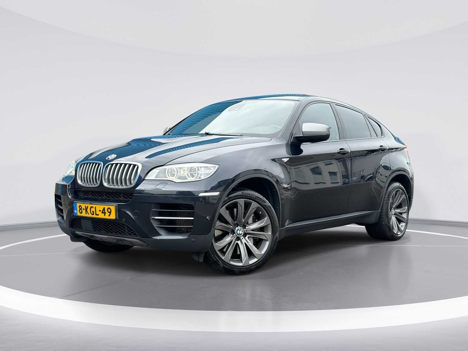 BMW X6 M50d High Executive M Sport | 8-KGL-49, Auto's, Euro 5, Gebruikt, 2993 cc, 255 €/maand