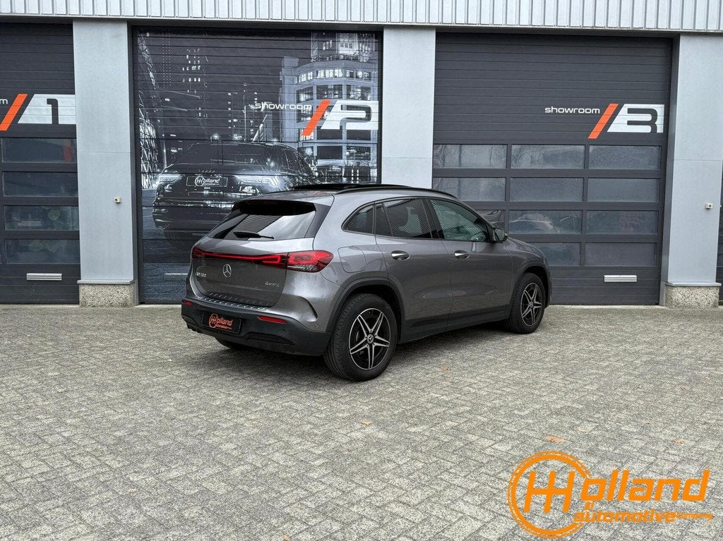 Mercedes EQA 300 4MATIC AMG Line 67 kWh|AMG|Pano|Distronic+|, Auto's, Mercedes-Benz, Automaat, 228 pk, 2005 kg, Gebruikt