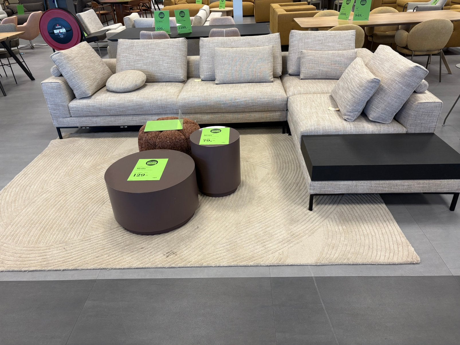DesignOnstock hoekbank Aikon Lounge ‘24, Ophalen, Zo goed als nieuw, Vierpersoons of meer, Stof